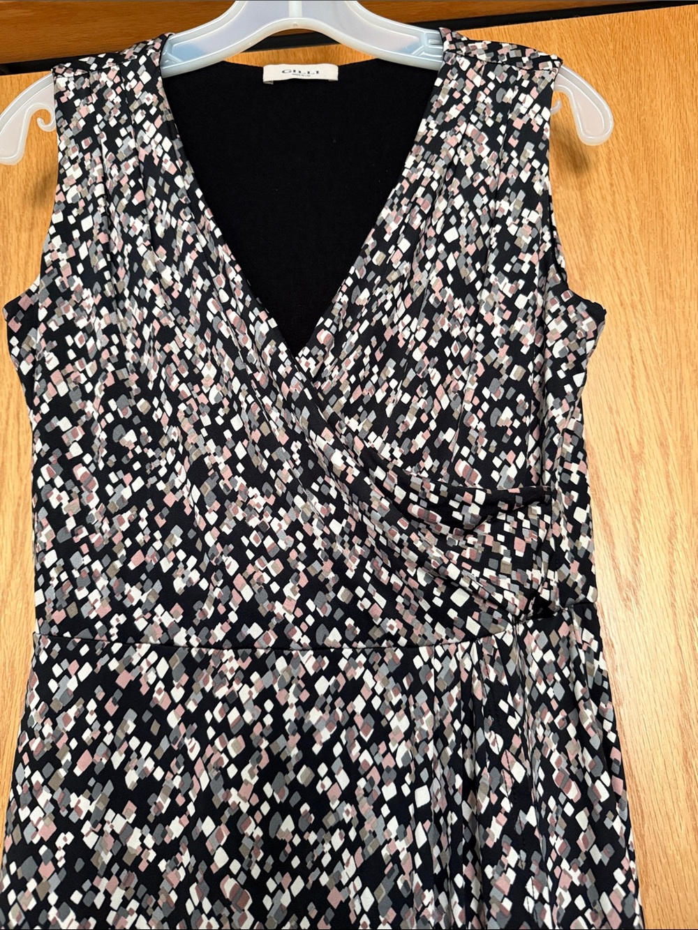 Gilli Faux-Wrap Sleeveless Dress - Picture 3 of 7